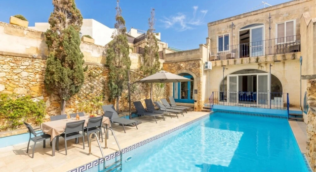 Коттедж Dionisia Gozitan Villa and Pool