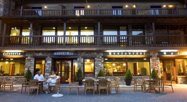 Niunit Hotel Ordino, Rezervați Stațiune El Serrat Vallnord Ski Resort