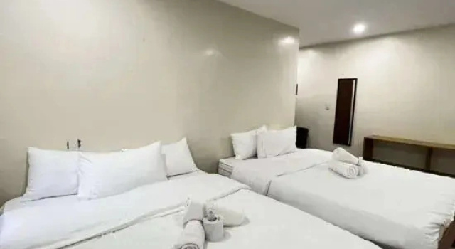 Четырёхместный номер Standard с балконом Good Living Baguio manage by Baguio Terra Realty and Devt Corp
