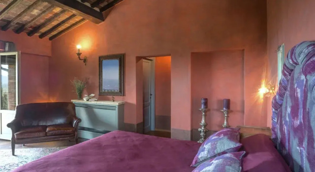 Ritzy Villa on a Wine Estate in Arezzo with Pool, Book Villa Hotels in Arezzo with a Pool, Swimming Pool