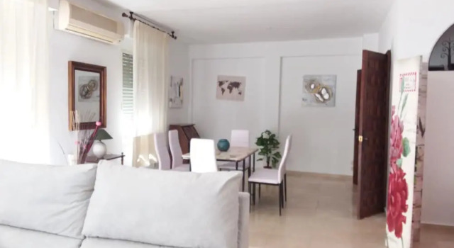 Big Apart. In City Center with two Baths, Забронировать Отель Отели Кордовы 3 звезды, рядом с Cristóbal Colón con los Reyes Cristianos, 3*