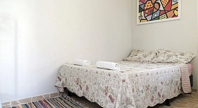 Beers Five Hostel, Забронировать Хостел Отели Рио-де-Жанейро с парковкой, рядом с Арка Лаппа, Парковка