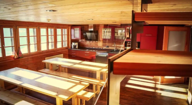 Pfründhaus, Rezervați Hotel Susten Valais