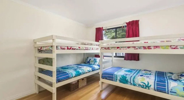 Phillip Island Time - Large home with self-contained apartment sleeps 11