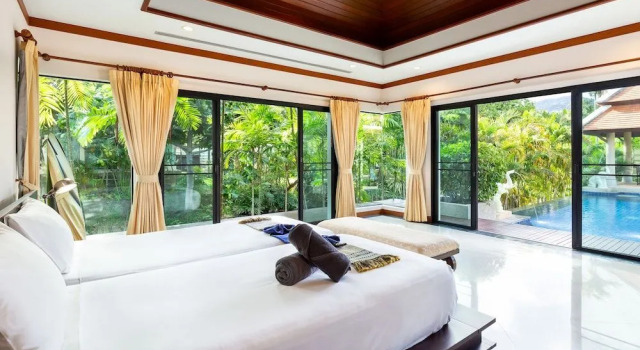 Boutique 3BR Pool Villa Bianca NaiHarn