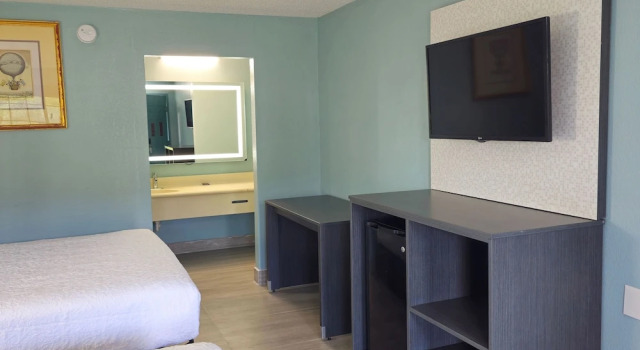 Номер Standard Lone Star Inn & Suites by OYO Harlingen TX