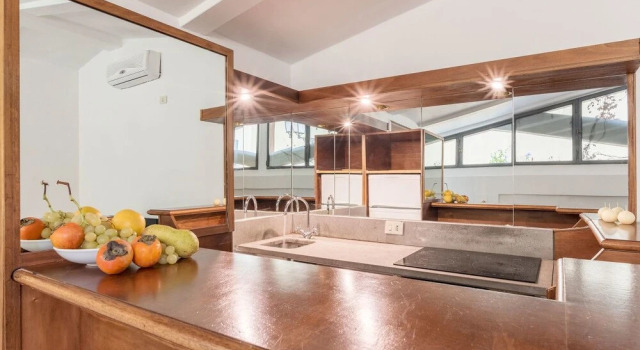 Luxury and Spacious 4 Beds 4 Baths Apartment in the Heart of Trastevere
