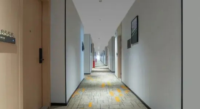 Huaji Hotel (Foshan Jinshazhou Jinbo Tiandi Shabei Subway Station), Rezervasyon Otel Guangdong otoparklı oteller, Otopark