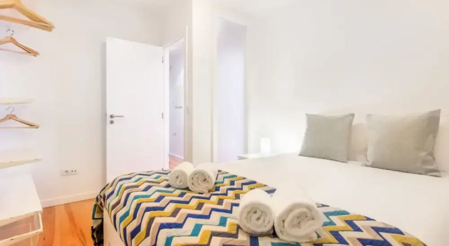 Alfama Lovely Duplex, Забронировать Апартаменты/квартира Апартаменты Лиссабона, рядом с Железнодорожный вокзал Санта-Аполония, Апартаменты/квартира