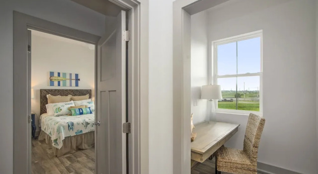 Marina Del Bell - Elevator! Boat Slip for Rent!
