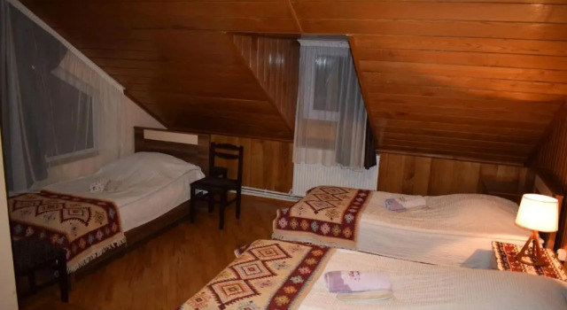 Habitación triple Estándar Family Hotel Lago & Wine Cellar