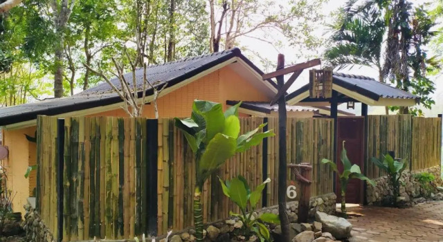 Вилла Home Phutoey River Kwai Hotspring & Nature Resort