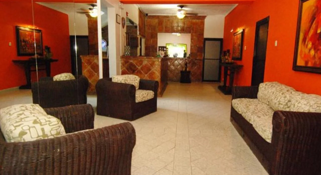 Hotel Maison Gautreaux, Book Hotel Gascue Santo Domingo