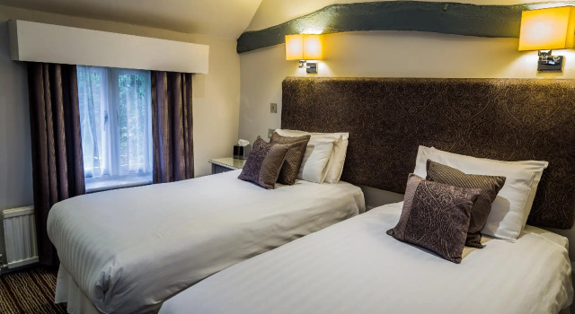 The Casa Hotel-Yateley, Farnborough, Buchen Sie Hotel Farnborough Surrey