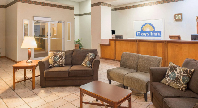 Days Inn by Wyndham St. Louis North, Prenota Hotel Hotel a Hazelwood con piscina, Piscina