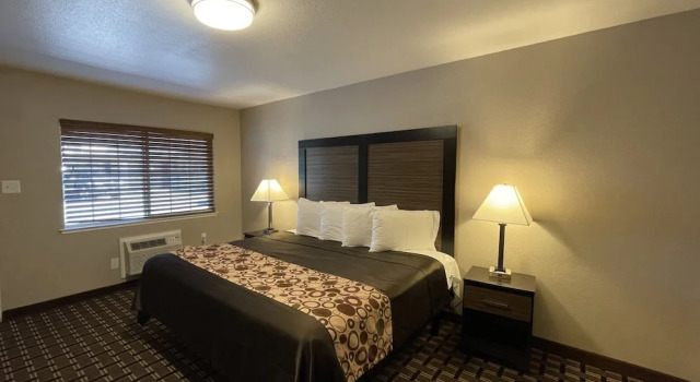 Номер Standard Beverly Lodge
