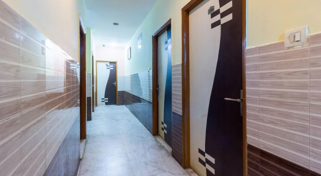 Spot On 46066 Hotel Azizia Residency, Rezerwuj Hotel Abids 