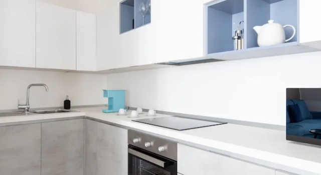 Апартаменты Vis a Vis Apartments