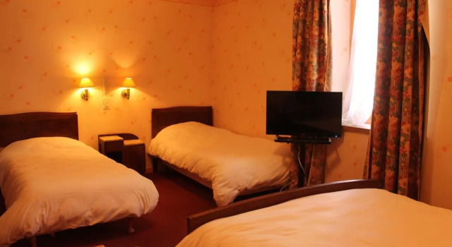 Hôtel Le Commerce, Book Hotel Hotels in Mirepoix with Breakfast, Breakfasts