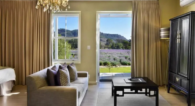 Люкс Luxury Lavender Farm Boutique Guest House