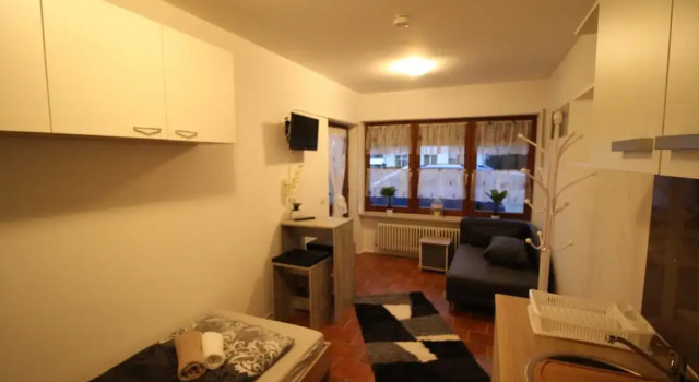 Ferienwohnung am Chiemsee, Varaa Huoneisto Hotellit Baijeri pysäköinnillä, Pysäköinti