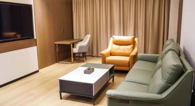 Люкс Deluxe Taiyuan Qimei Xilinmen Hotel (Shele Park Tianmei Shanshan Outlet Store)