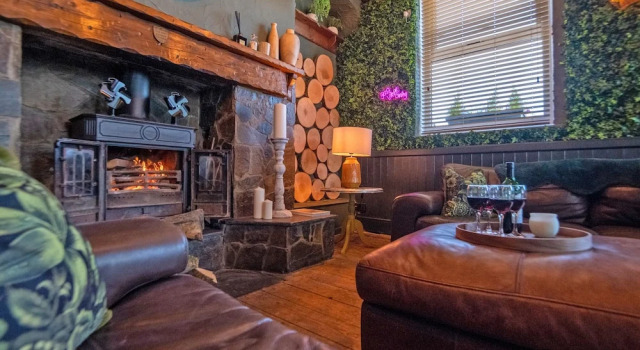 Waterfall Country Escape, Boek Vakantiehuis Villa's in Coelbren, Villa