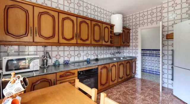 Коттедж Chalet acogedor con piscina muy cerca de Granada
