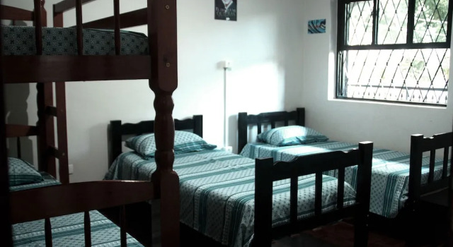 Кровать в общем номере Lodge Hostel Piracicaba