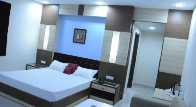 Hotel Kunwer Palace, Reservar Hotel Jhansi Índia