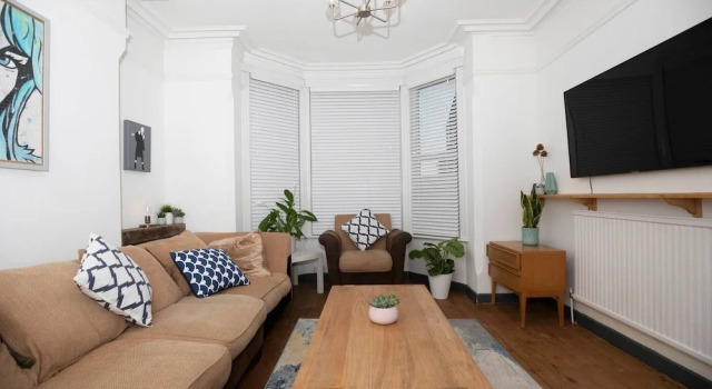 Коттедж Luxury Arthouse Lovely Spacious 5 bed house