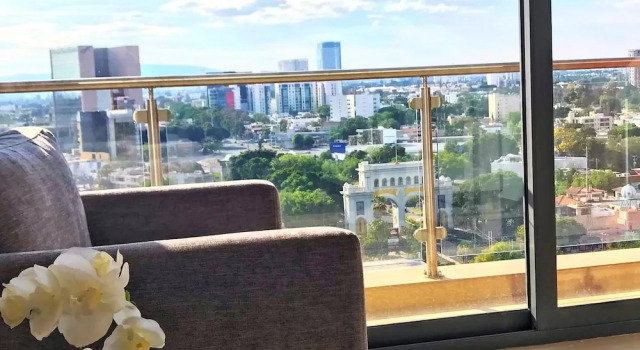 Апартаменты с 3 комнатами с балконом Minerva Zone Apartment Super Vista Fully Equipped Pool 3 Rec 6pp tv Wifi Aa
