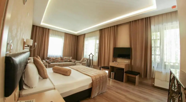 Люкс с балконом Payidar Hotel