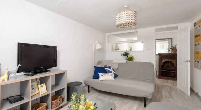 Lovely 1-bedroom Apt in the Heart of Stockbridge, Забронировать Отель Отели Эдинбурга с парковкой, рядом с Bedlam Paintball, Парковка