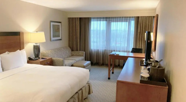 Номер Marriott New York JFK Airport