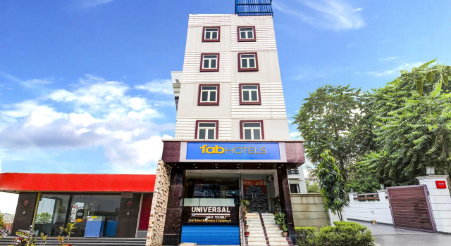 FabHotel Grand Sheela