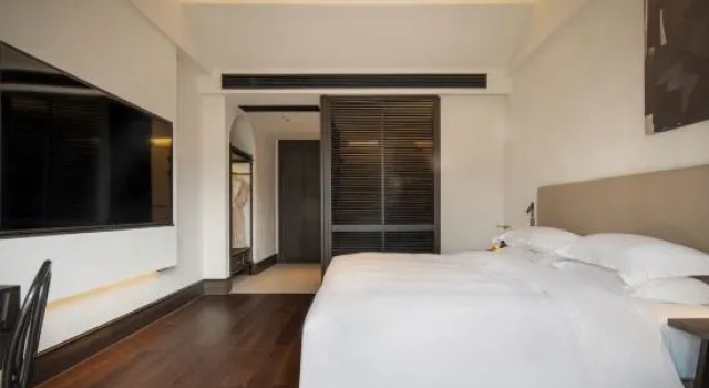 Люкс Executive Hengxuan Hotel (Zhongxian Wanda Plaza)