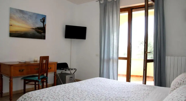 Трёхместный номер Standard B&B La Rosa Blu