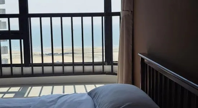 Люкс с 3 комнатами с видом на море Nanhai Mingzhu Sea View Resort Homestay