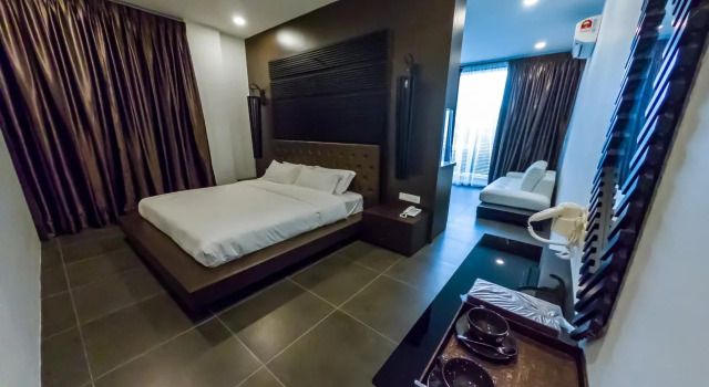 Hermitage Boutique House