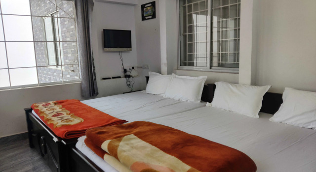 Guru Vela Homestay, Забронировать Отель Кодайканал штат Тамилнад