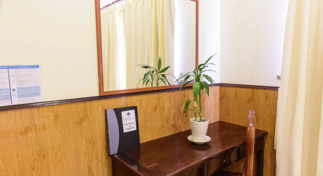 Yanathyna Hotel Ochheuteal, Забронировать Отель Отели Сиануквиль по системе «всё включено», Всё включено