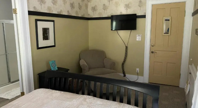 Номер Standard Monroe Manor Inn
