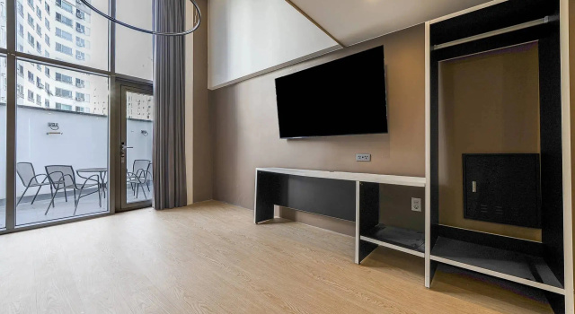 Четырёхместный люкс Дуплекс с видом на город Connected Hotel Guro