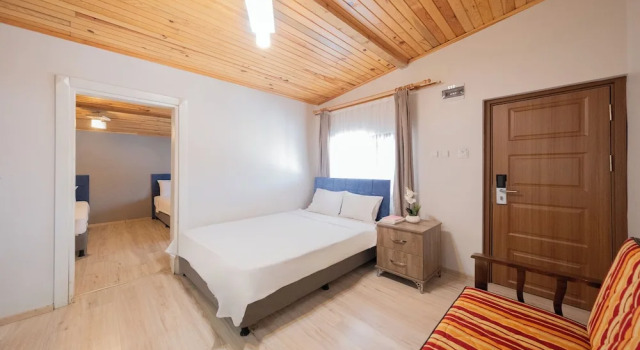 Люкс с балконом Assos Kadırga Otel
