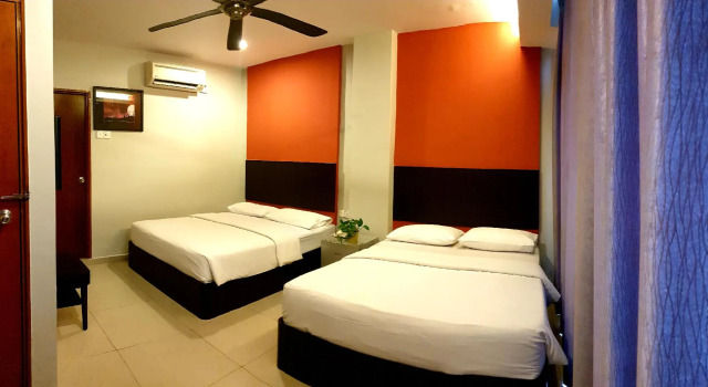 Семейный номер Standard Golden Court Hotel - Sri Pelangi