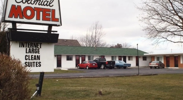 Colonial Motel, Varaa Motelli  