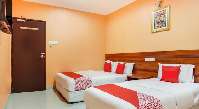 Трёхместный люкс My Town Hotel
