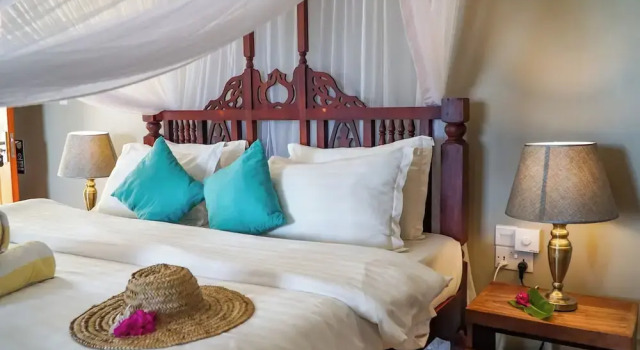 Полулюкс Deluxe Raffia Boutique Hotel