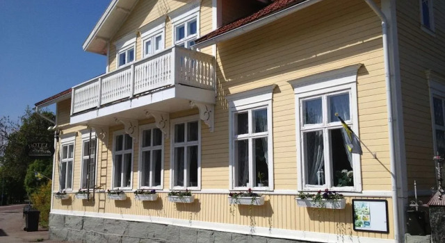 Hotell Floras Trädgård, Rezervați Hotel Osthammar 
